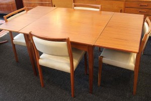 small teak extension table 2