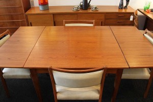 small teak extension table 4