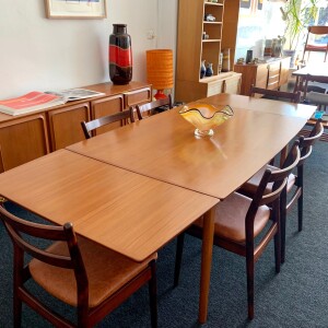 noblett dining table 2.3 extension